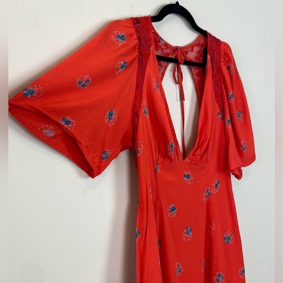 Free People Mockingbird Coral Red Floral Print
Backless Mini Dress sz 4 Sm/Med - Picture 7 of 10